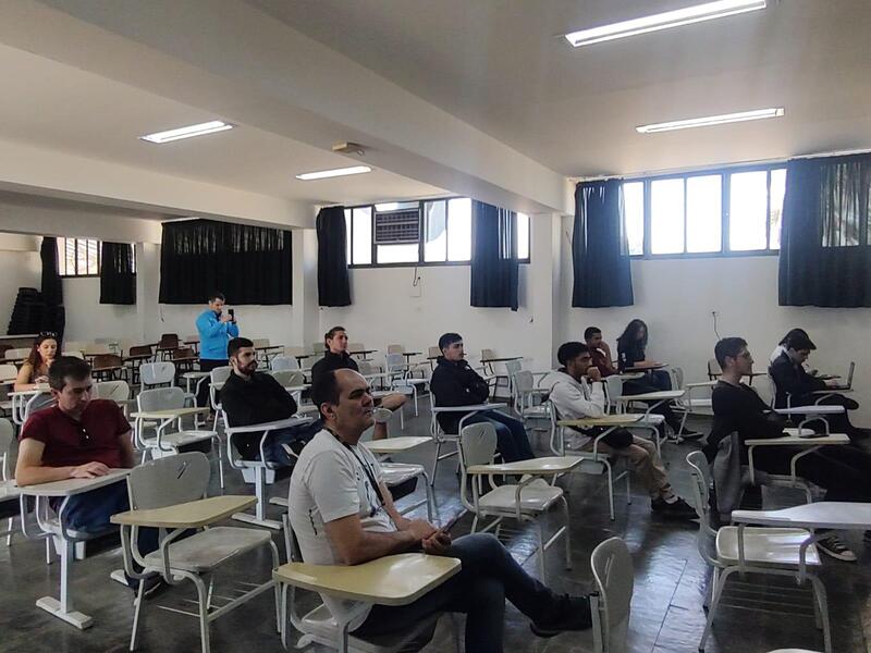 Apresentação no campus Fática da UNIVÁS 2