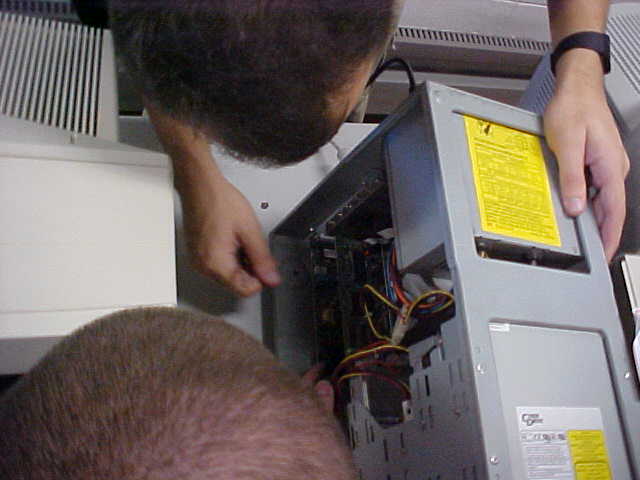 install-fest-debian-sp-unicamp-2002-016