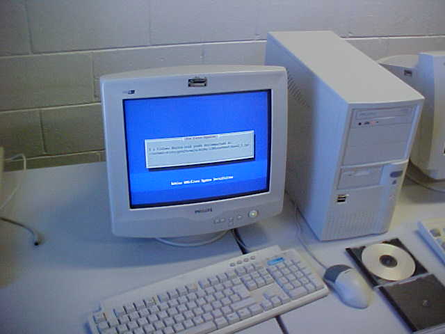 install-fest-debian-sp-unicamp-2002-035