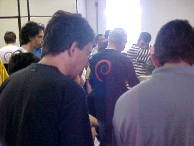 install-fest-debian-sp-unicamp-2002-066