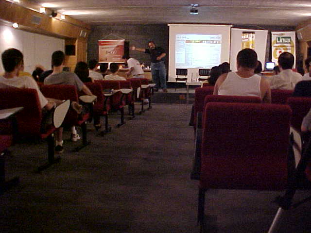 install-fest-debian-sp-unicamp-2002-077