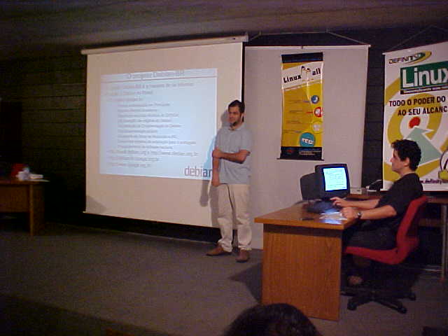 install-fest-debian-sp-unicamp-2002-100